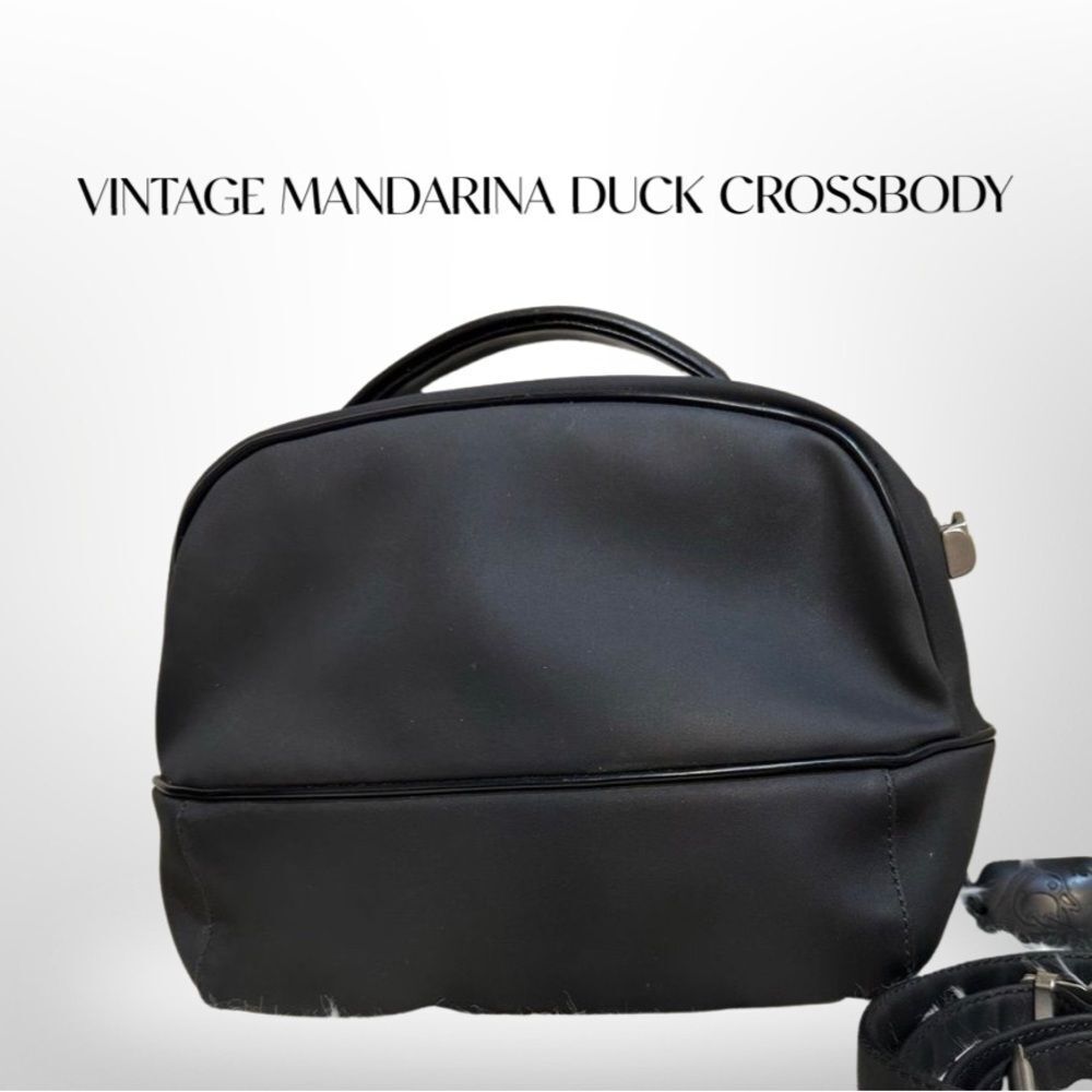 VINTAGE MANDARINA DUCK CROSSBODY